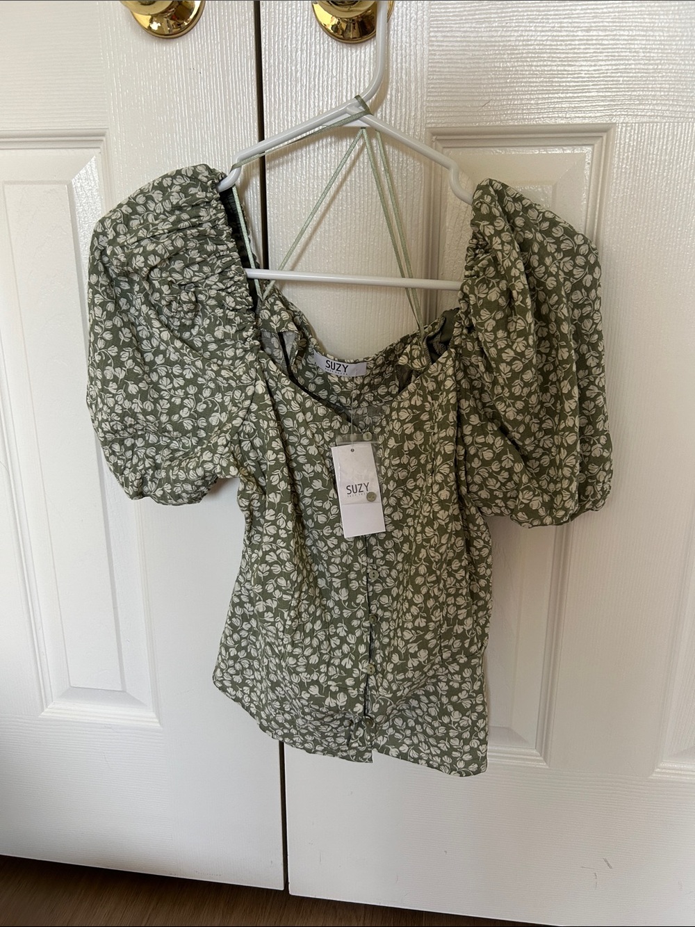 Suzy Puff Short Sleeve Button Front Shirt